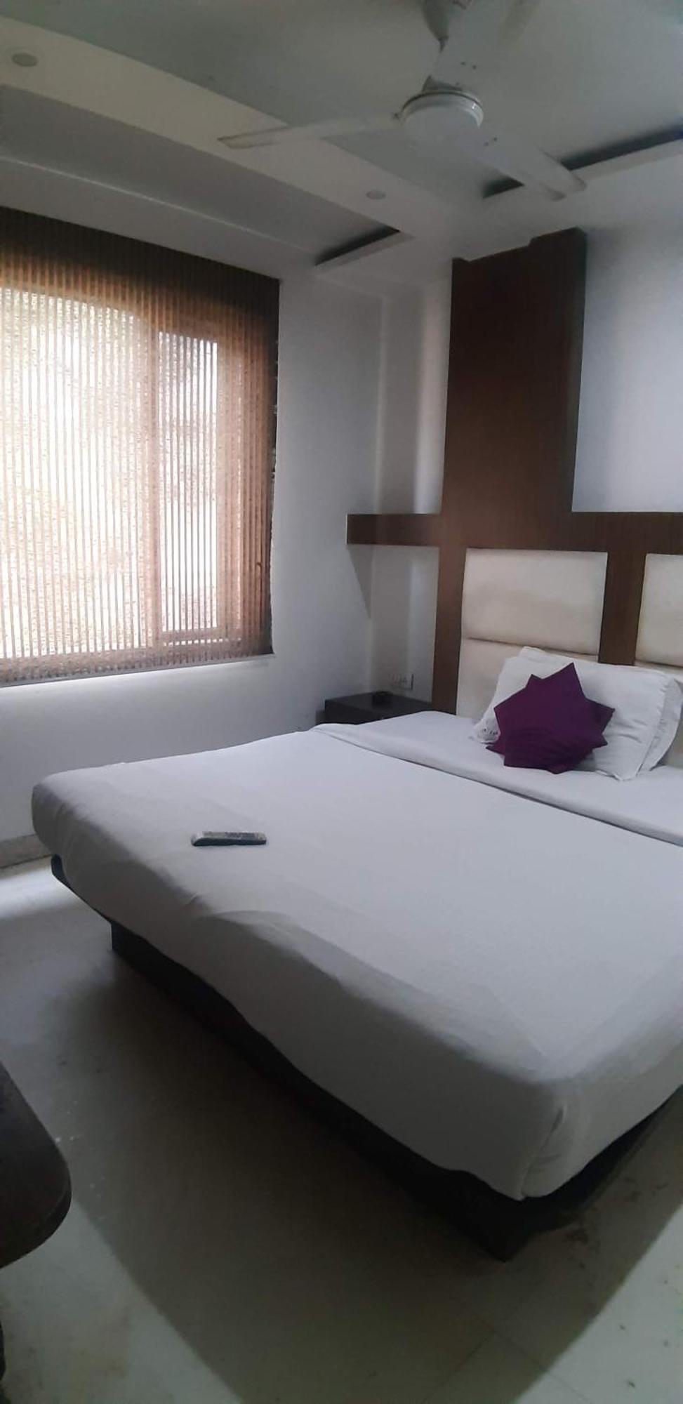 Hotel A10 New Delhi Ngoại thất bức ảnh