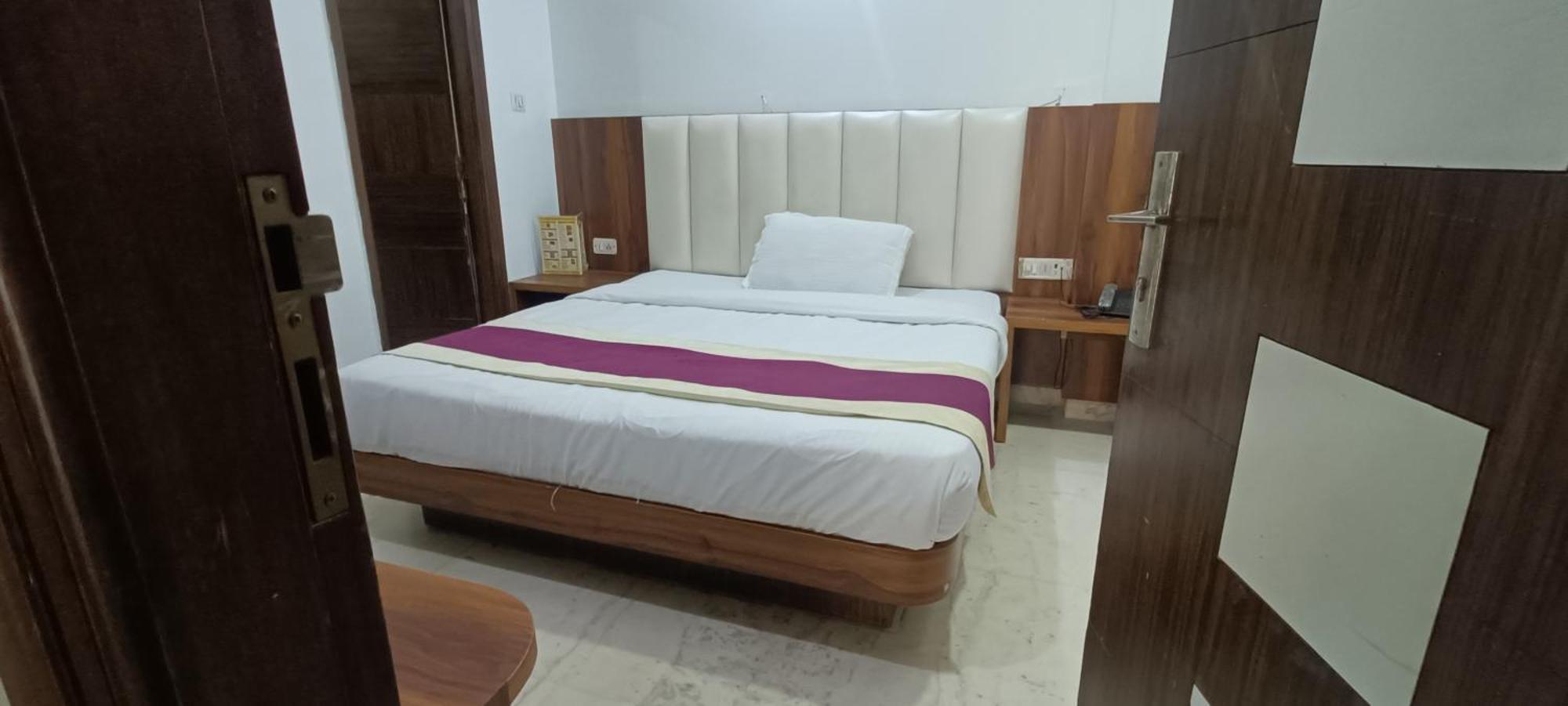 Hotel A10 New Delhi Ngoại thất bức ảnh