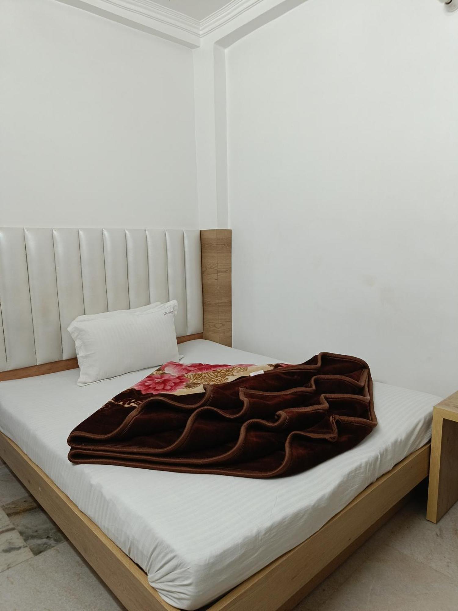 Hotel A10 New Delhi Ngoại thất bức ảnh